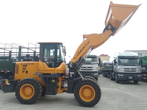 Xe máy xúc lật LaiGong ZL25 gầu 1.5m3