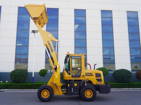 Xe máy xúc lật LuGong T930LA cần dài 4.5m gầu 1.5m3